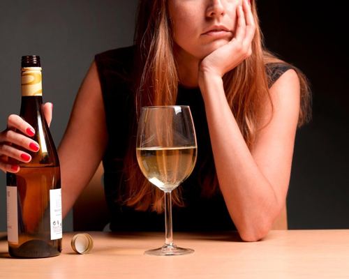 Анонимное лечение женского алкоголизма в Коле